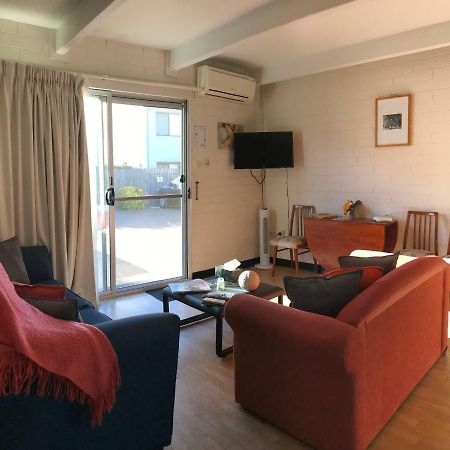 בייטמנס ביי Kon Tiki Apartments מראה חיצוני תמונה