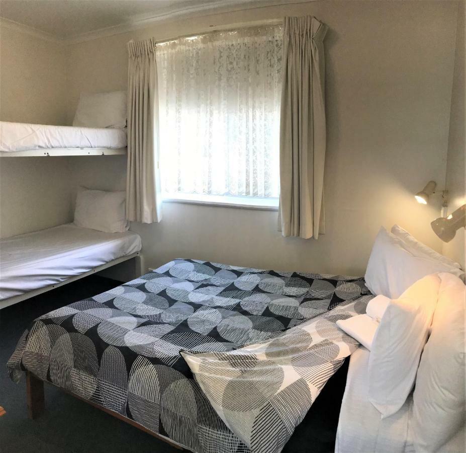 בייטמנס ביי Kon Tiki Apartments מראה חיצוני תמונה