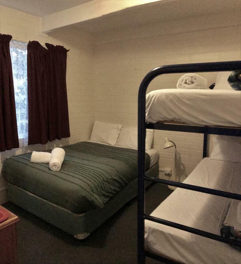 בייטמנס ביי Kon Tiki Apartments מראה חיצוני תמונה